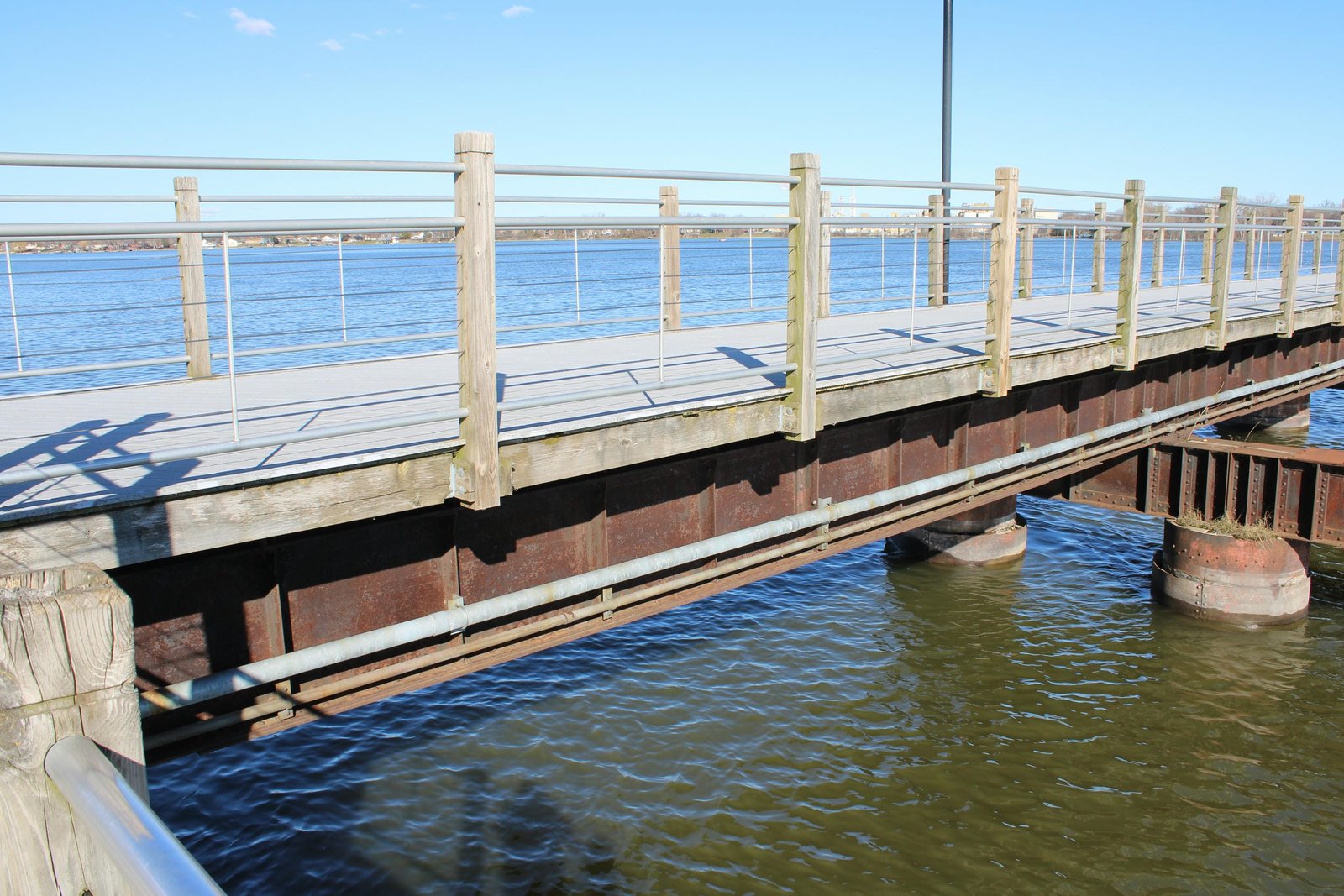 West span (span #33)